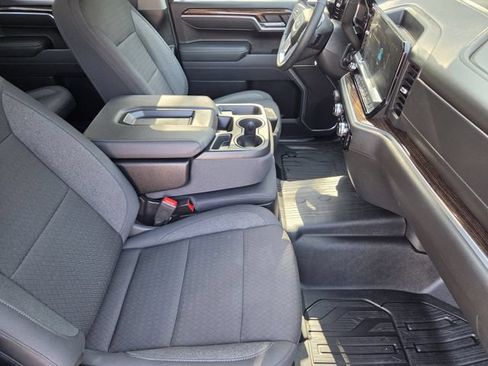Used 2026 GMC Sierra 1500 Elevation w/ Elevation Select Package AWD/4WD image 13