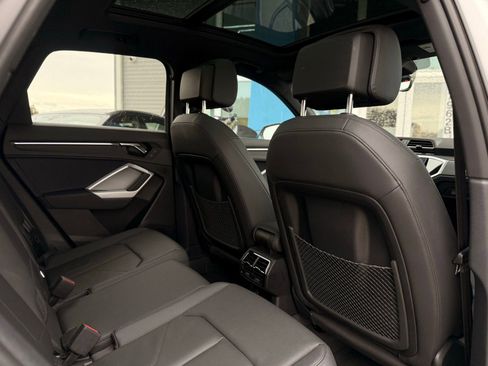 Used 2023 Audi Q3 2.0T Premium Plus image 16