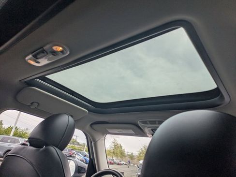 Used 2022 MINI Cooper S image 19