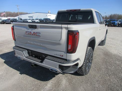 New 2026 GMC Sierra 1500 AT4 w/ AT4 Premium Package image 5
