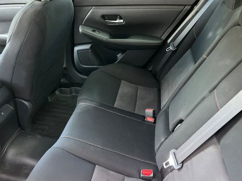 Used 2023 Nissan Sentra SR FWD image 5