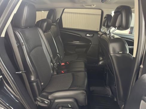 Used 2018 Dodge Journey Crossroad w/ Driver Convenience Group image 11