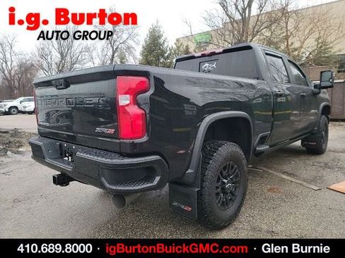 Used 2024 Chevrolet Silverado 2500 ZR2 w/ Technology Package image 5