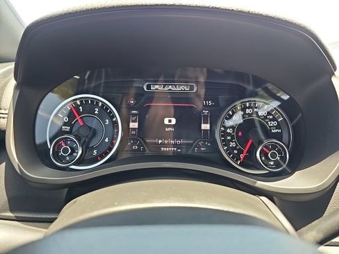 Used 2020 RAM 2500 Laramie w/ Night Edition AWD/4WD image 19