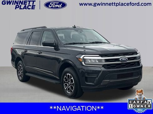 Used 2024 Ford Expedition Max XLT image 3
