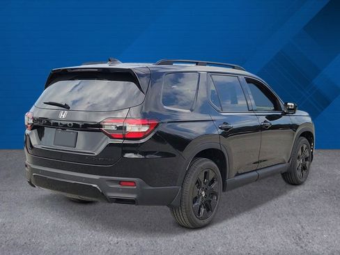 New 2026 Honda Pilot Black Edition image 4
