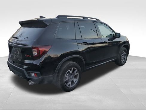 Used 2023 Honda Passport TrailSport image 8