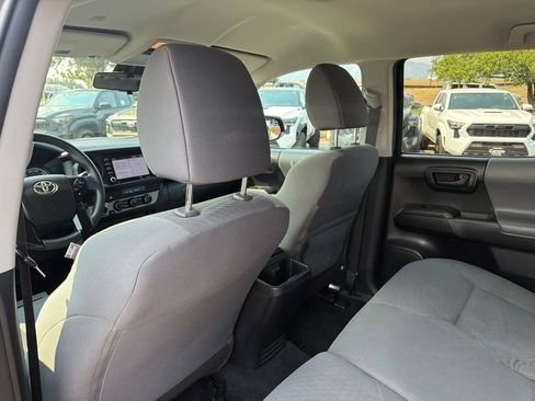 Used 2021 Toyota Tacoma SR AWD/4WD image 20