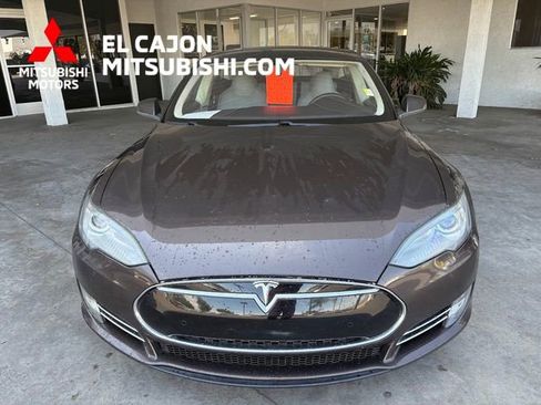 Used 2014 Tesla Model S P85 image 9