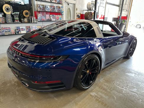 Used 2024 Porsche 911 Targa 4S image 21