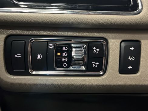 Used 2024 Lincoln Navigator Reserve AWD/4WD image 36
