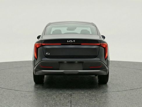 Used 2025 Kia K4 LXS image 7
