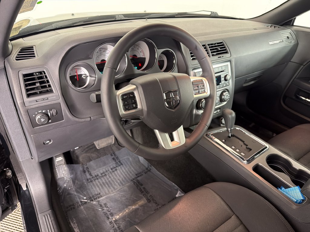 Used 2014 Dodge Challenger R/T w/ Blacktop Package RWD image 12