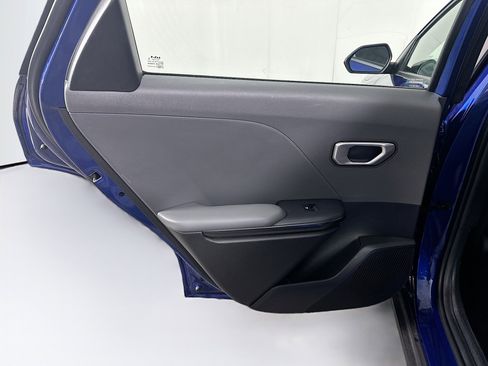 Used 2025 Kia K4 LXS image 25