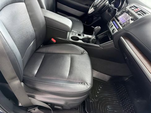 Used 2017 Subaru Outback 2.5i Limited image 23