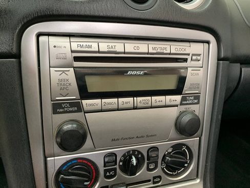 Used 2004 MAZDA MX-5 Miata LS RWD image 15