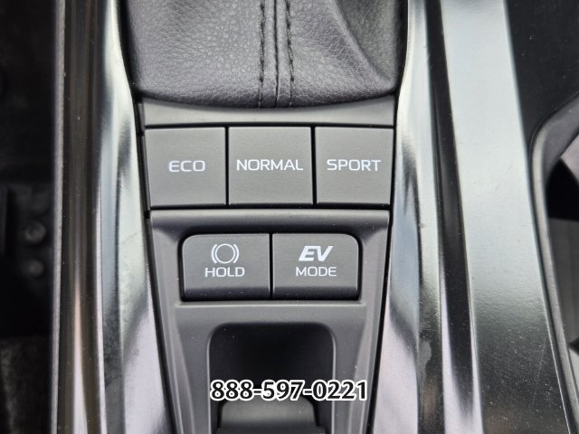 Used 2025 Toyota Camry LE FWD image 26