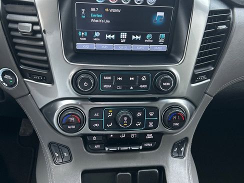 Used 2020 Chevrolet Tahoe LT image 18