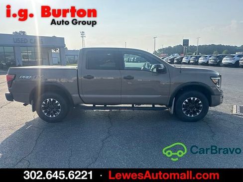 Used 2021 Nissan Titan PRO-4X w/ Pro-4x Convenience Package AWD/4WD image 2