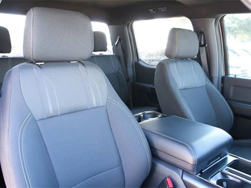 Used 2024 Ford F150 STX image 29