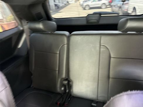 Used 2023 Chevrolet Traverse Premier w/ Redline Edition FWD image 34
