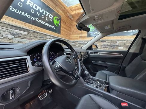 Used 2019 Volkswagen Atlas SEL R-Line image 41