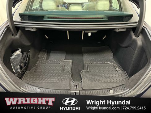 Used 2023 Mercedes-Benz E 350 4MATIC Sedan image 14