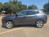 Used 2019 Jeep Compass Latitude w/ Cold Weather Group image 3