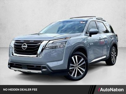 Used 2024 Nissan Pathfinder Platinum