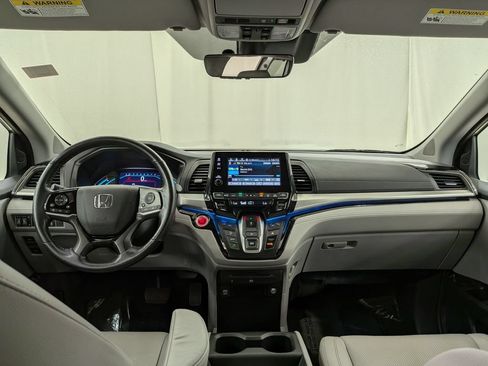 Used 2018 Honda Odyssey Elite image 13