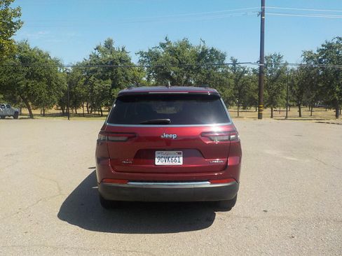 Used 2023 Jeep Grand Cherokee L Laredo w/ Trailer Tow Group (B) AWD/4WD image 18
