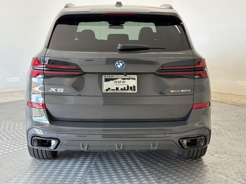 New 2026 BMW X5 xDrive50e w/ M Sport Package AWD/4WD image 10
