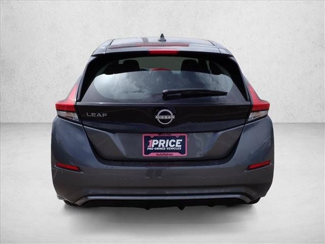 Used 2025 Nissan Leaf S FWD image 3