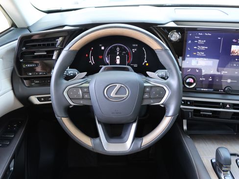 Used 2023 Lexus RX 350 AWD w/ Accessory Package (Z1) image 18