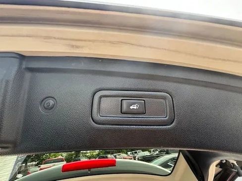 Used 2016 INFINITI QX70 3.7 image 11