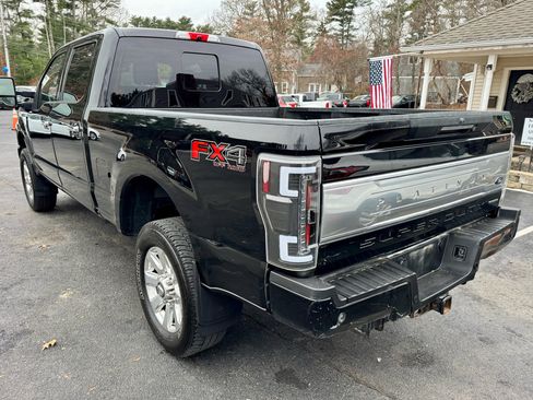 Used 2017 Ford F350 Platinum image 7
