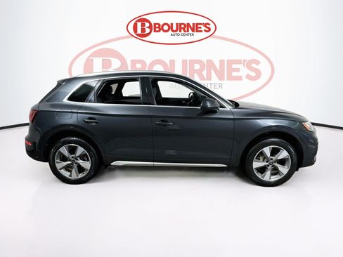 Used 2023 Audi Q5 2.0T Premium Plus w/ Premium Plus Package AWD/4WD image 12