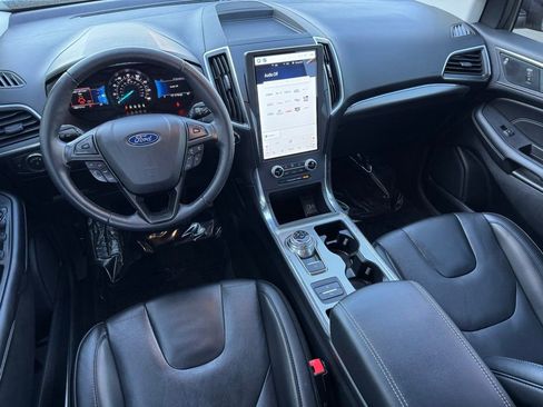 Certified 2022 Ford Edge Titanium AWD/4WD image 10