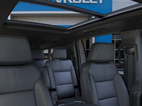 New 2026 Chevrolet Suburban RST AWD/4WD image 24