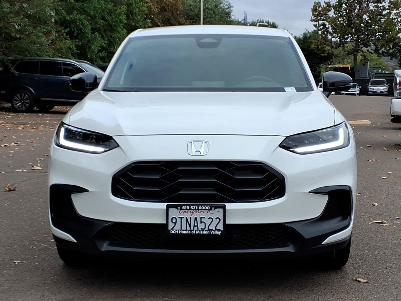 Used 2025 Honda HR-V Sport image 2