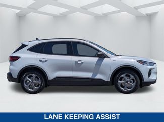 New 2025 Ford Escape ST-Line w/ Equipment Group 301A video 3