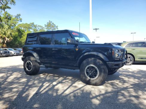 Used 2021 Ford Bronco Badlands AWD/4WD image 4