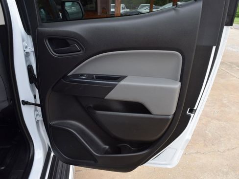 Used 2017 Chevrolet Colorado W/T w/ WT Convenience Package image 15