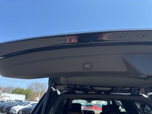 New 2026 Chevrolet Suburban High Country AWD/4WD image 30