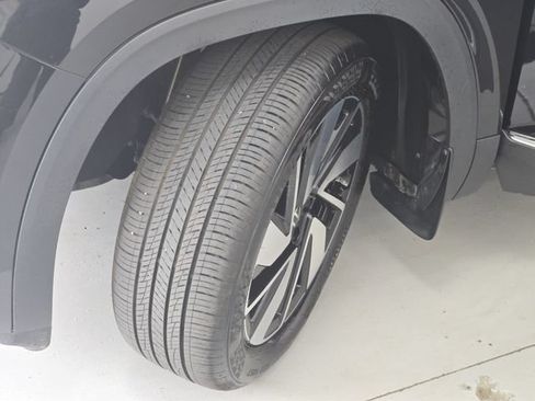 Certified 2025 Volkswagen Atlas SEL AWD/4WD image 35