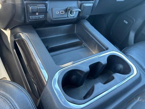 Used 2019 Chevrolet Silverado 1500 LT Trail Boss image 20