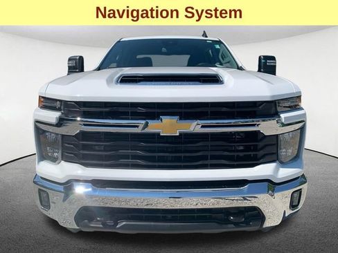 Used 2026 Chevrolet Silverado 2500 LT AWD/4WD image 4
