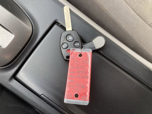 Used 2010 Honda Accord LX-P image 35