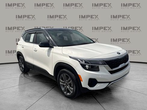 Used 2021 Kia Seltos S FWD image 7