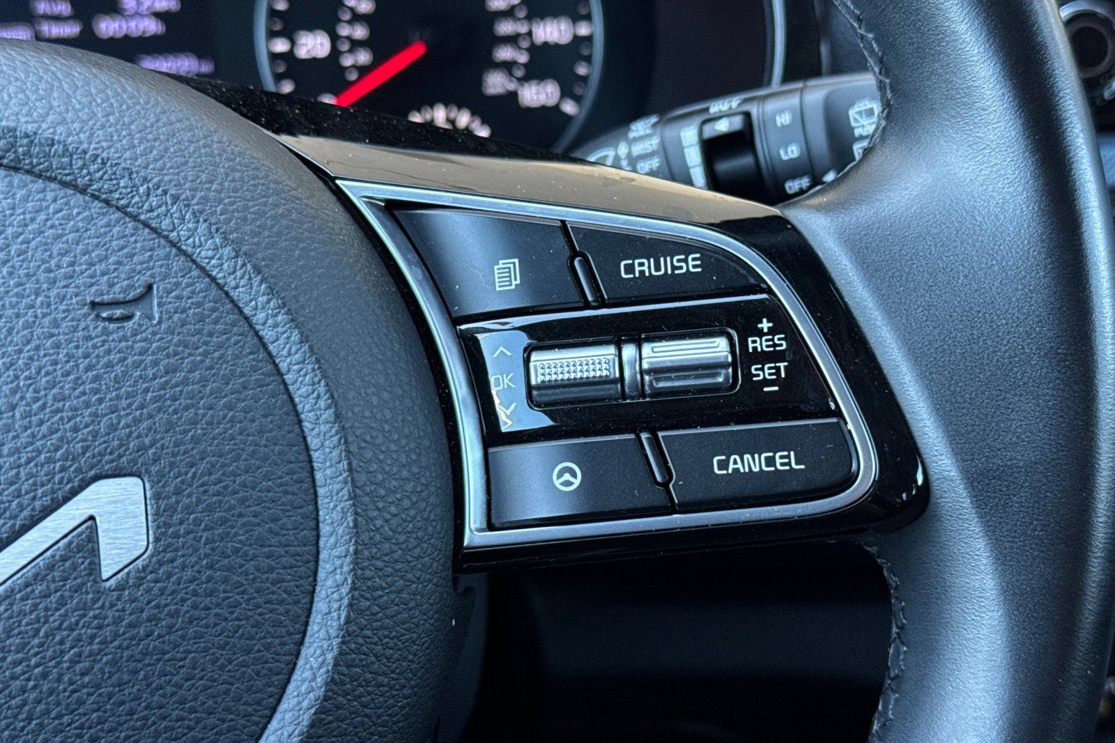 Used 2022 Kia Seltos Nightfall Edition AWD/4WD image 28